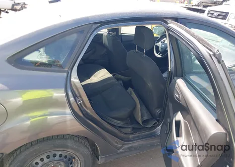 2017 Ford Focus S z USA, uszkodzony, nr VIN 1FADP3E2XHL318717